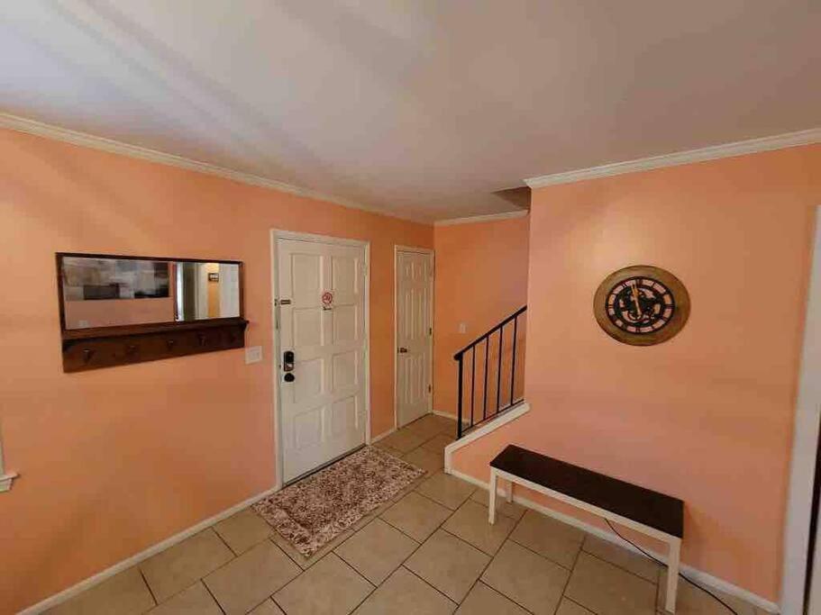 Elegant 2-Bedroom Pet-Friendly Villa W 2 Parking Spaces Hilton Head Island Dış mekan fotoğraf