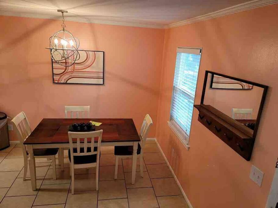 Elegant 2-Bedroom Pet-Friendly Villa W 2 Parking Spaces Hilton Head Island Dış mekan fotoğraf