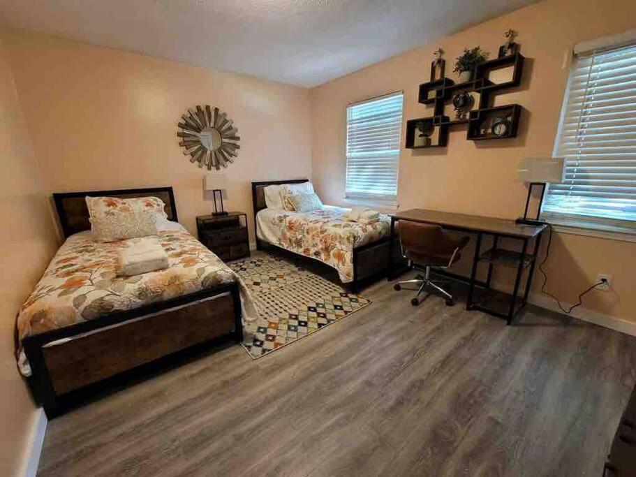 Elegant 2-Bedroom Pet-Friendly Villa W 2 Parking Spaces Hilton Head Island Dış mekan fotoğraf