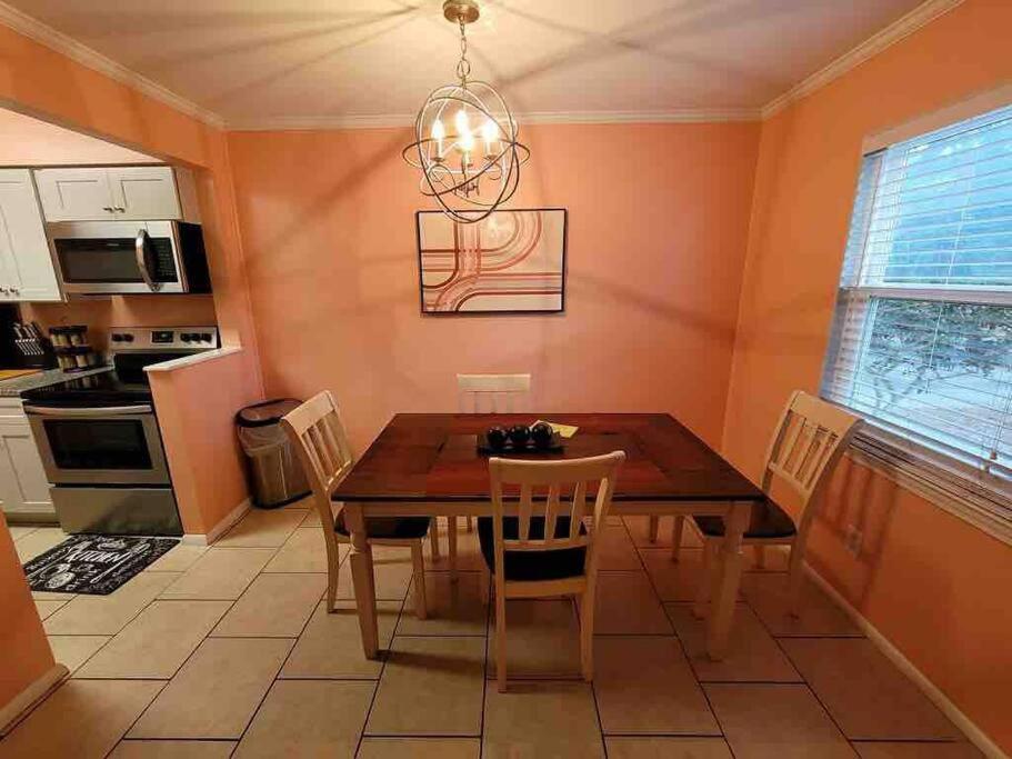 Elegant 2-Bedroom Pet-Friendly Villa W 2 Parking Spaces Hilton Head Island Dış mekan fotoğraf