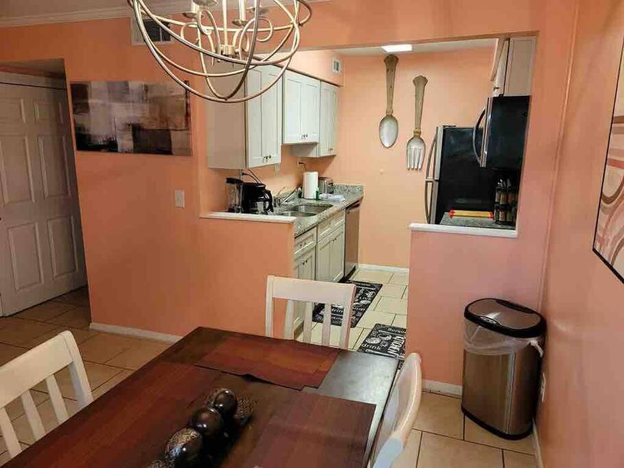 Elegant 2-Bedroom Pet-Friendly Villa W 2 Parking Spaces Hilton Head Island Dış mekan fotoğraf