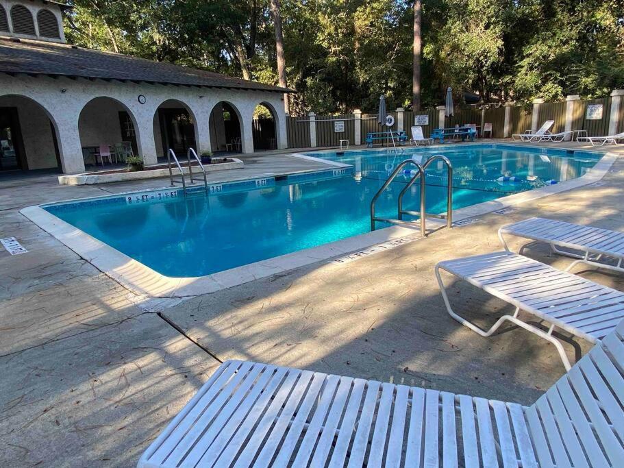 Elegant 2-Bedroom Pet-Friendly Villa W 2 Parking Spaces Hilton Head Island Dış mekan fotoğraf