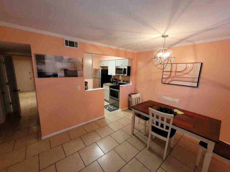 Elegant 2-Bedroom Pet-Friendly Villa W 2 Parking Spaces Hilton Head Island Dış mekan fotoğraf